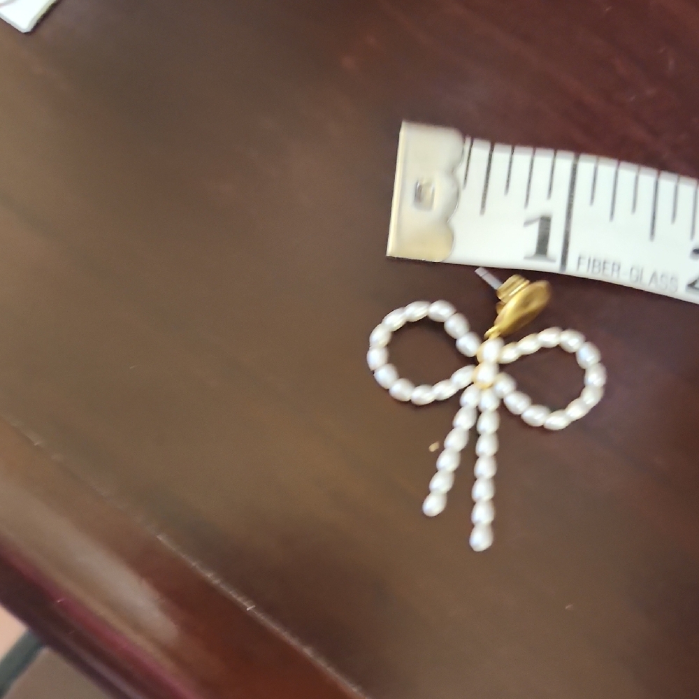 Madewell Gold and White Bow Earrings - Picture 6 of 6